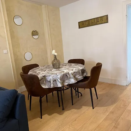 Apartment Charming 70 M Ideal For Families Professionals 2 Bedrooms