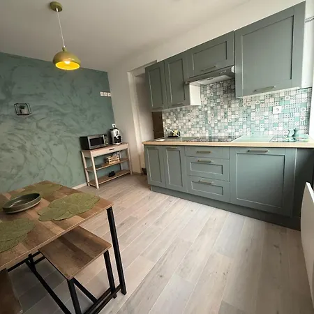 Charming 70 M Ideal For Families Professionals 2 Bedrooms Apartment